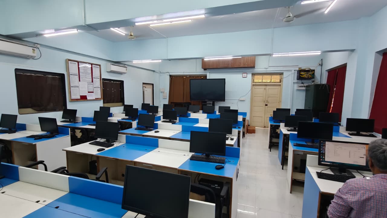 Computer Centre / Lab 1
